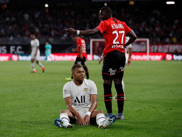 Rennes 2-1 PSG: ĐKVĐ Pháp ngã ngựa ở trận ra quân Ligue 1