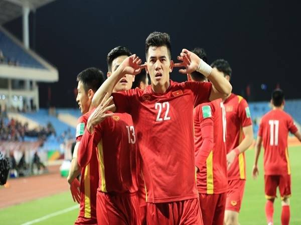 Bóng đá Việt Nam 12/1: ĐT Việt Nam được FIFA 'thưởng nóng'