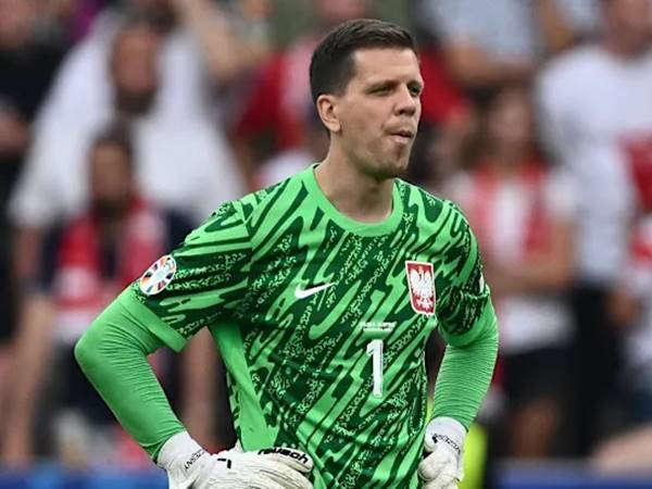 Chuyển nhượng 30/9: Barca được phép chiêu mộ Wojciech Szczesny