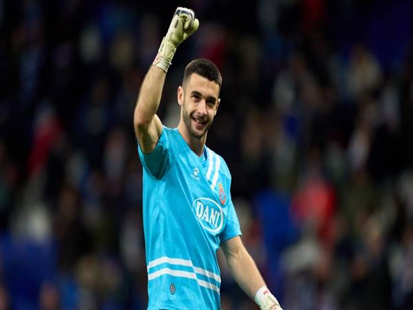 Chuyển nhượng 18/6: Joan Garcia chuẩn bị gia nhập Barcelona