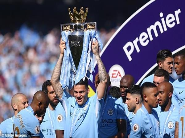 Khám phá các cầu thủ huyền thoại Man City qua từng thời kỳ