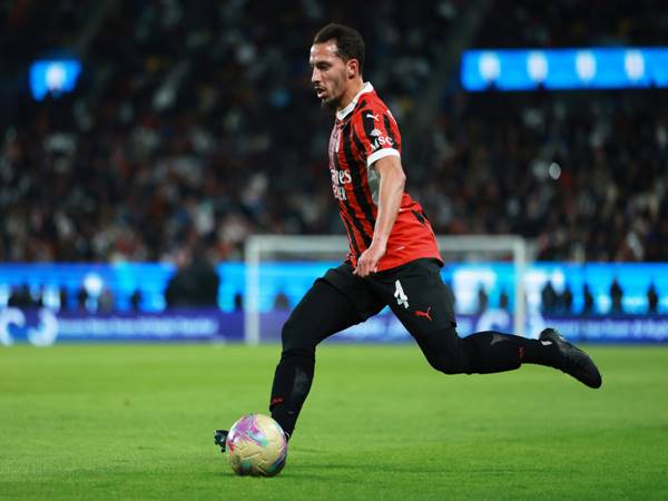 Ismael Bennacer từng khoác áo những đội bóng nào?