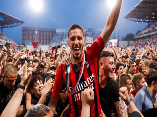 Tin chuyển nhượng: Bennacer chính thức rời CLB AC Milan