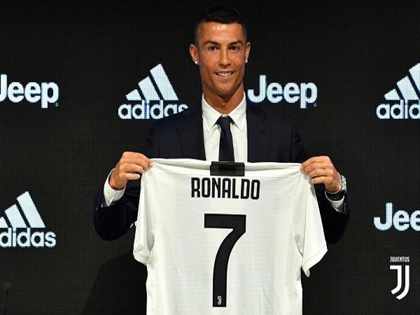 Những thay đổi về số áo Ronaldo trong sự nghiệp siêu sao Những thay đổi về số áo Ronaldo trong sự nghiệp siêu sao